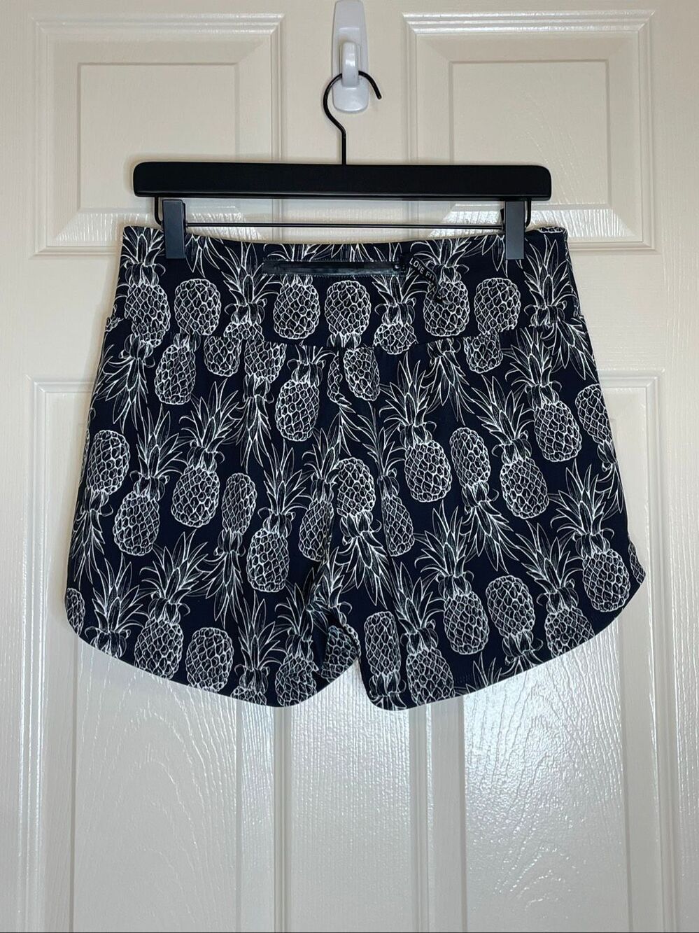 Love Fitness Pineapple Runners Athletic Shorts Black Size Large - Picture 2 of 10